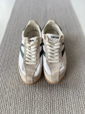 Vintage 90s Tretorn Rawlings Green and White Suede Leather Sneakers Size 7 thumbnail 2