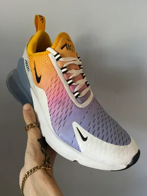 Nike Wmns Air Max 270 ‘University Gold’ thumbnail 2
