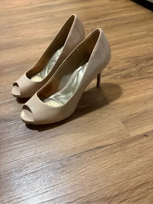 Dexflex Comfort Women’s Nude Patent Peep Toe Pumps Heels Size 7 Beige 3” thumbnail 4