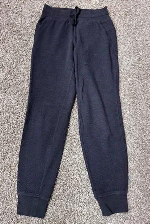 Lululemon Joggers thumbnail 1