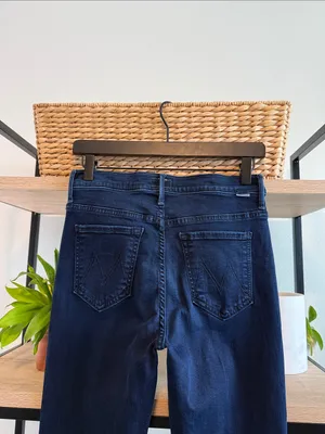MOTHER The Weekender Fray in Chip On My Shoulder Dark Wash MidRise Flare Jean 28 thumbnail 8