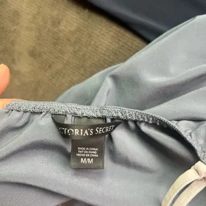 Victoria's Secret Gray and White Chemise thumbnail 4