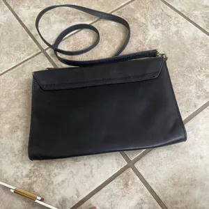 Kate Spade New York Black Leather Crossbody Bag Gold Buckle Flap Small Purse thumbnail 6