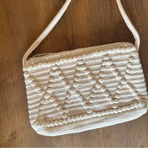 H&M Crochet Crossbody Beach Style Bag thumbnail 4