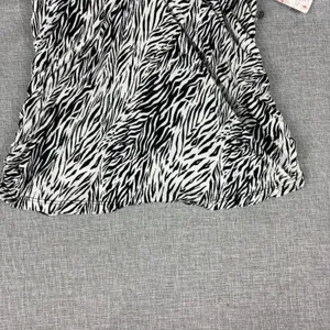 Free People Tank Top Womens M Black White V-Neck Sleeveless Zebra Print thumbnail 2