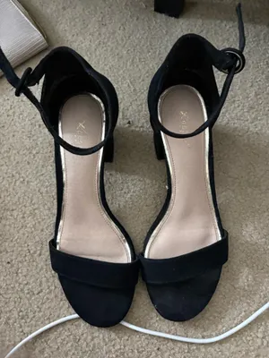 Amazon heels thumbnail 2