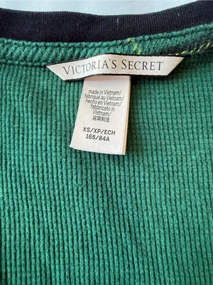 Victoria's Secret Green Argyle PJ Set with Black Trim thumbnail 3