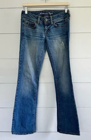American Eagle Women’s 2 Short Slim Boot Y2K 2000s Jeans thumbnail 1