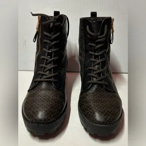 Daisy Fuentes Skylah Zip/Lace Up Lug Sole Combat Ankle Boots Size 8.5 M thumbnail 2