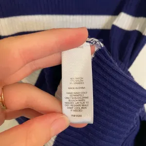 Express women’s blue striped stretchy thin‎ knit sweater — large thumbnail 4