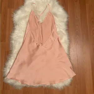 Light Pink Silky Nightgown Slip size M thumbnail 2