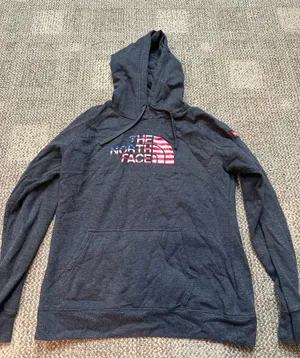 Women’s north face hoodie thumbnail 1