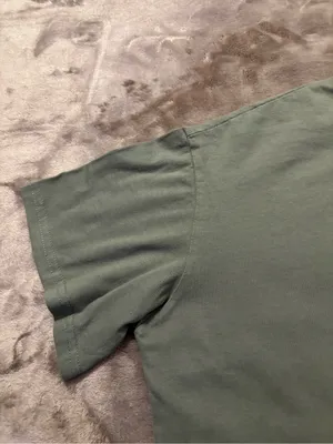 Dazy T-Shirt Women’s Size Olive Green Short Sleeve Women's Crewneck Tee thumbnail 2
