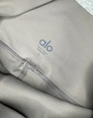 Alo Yoga Biker Shorts thumbnail 3