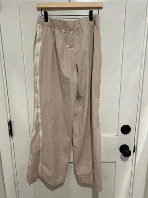 Forever 21 Wide Leg Track Pants in Soft Pink with Side Zipper size large thumbnail 2