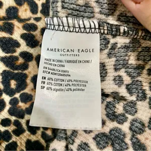 American Eagle Women’s Cheetah Print Crop Top Brown Size Small EUC thumbnail 5