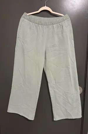 Hollister Wide-Leg Sweatpants thumbnail 1