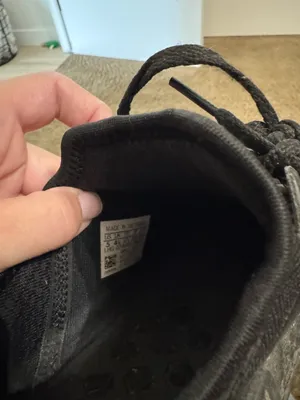 Black adidas sneakers  thumbnail 4