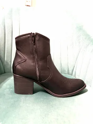 Women's Black Ankle cowboy Boot with Side Zip thumbnail 2