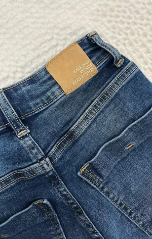 Skinny Jeans thumbnail 6