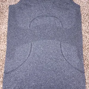 Lululemon Swiftly Tech Racerback Tank Heathered Grey Size 4 thumbnail 6