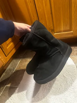 UGG Boots thumbnail 4