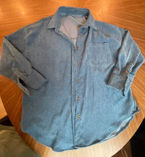 Courdory Button Up Size L thumbnail 1