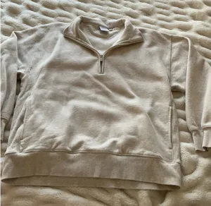 Aritzia cozy sweatfleece boyfriend 1/2 zip thumbnail 1