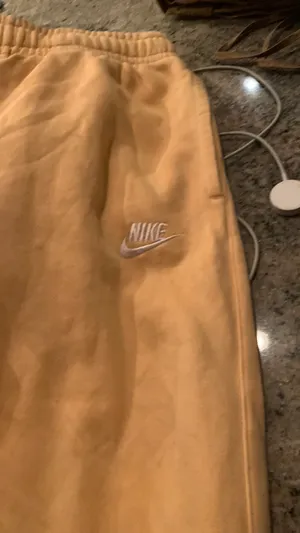 Nike Sweatpants thumbnail 3