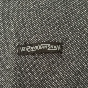 Vans Women’s Charcoal Button-Down Shirt Size Small thumbnail 5
