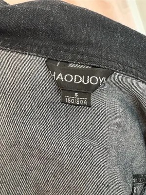 HAODUOYI Black Jean Jacket with Red Rose Embroidery thumbnail 6