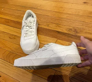 Puma Carina Women's White Leather Sneakers Athletic Casual Shoes platform Sz 10 women’s Minimalist thumbnail 1
