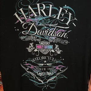 Harley Davidson Legendary Black Motorcycle 100% Cotton Short Sleeve Tee thumbnail 2