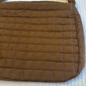 NEW! Brown Quilted Tote Bag Lightweight Nylon Oversized Active Boho Streetwear thumbnail 4
