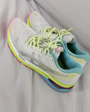 ASICS Women's Gel-Cumulus 22 Road Running Shoes Women’s Size 8.5 thumbnail 1