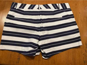 Banana Republic Striped Shorts Size 6 thumbnail 2
