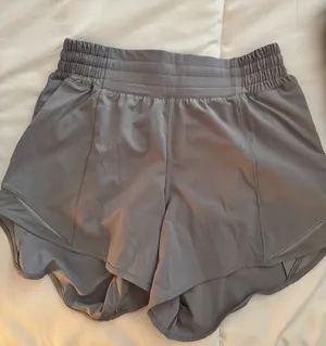Lululemon Hotty Hot HR Short 4” Lined thumbnail 1