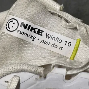 Nike Zoom Winflo 10 Women's White Running Shoes Size 11M thumbnail 4