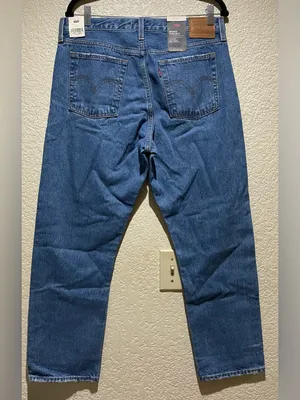 Levi’s NWT Wedgie Straight Leg High-Rise Jeans in Blue Size 32 thumbnail 6