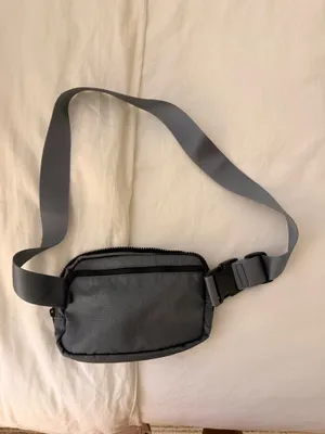 Lululemon Belt Bag thumbnail 4