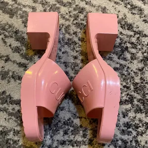 Gucci Rubber Logo Sandal Slipper size 38 thumbnail 3