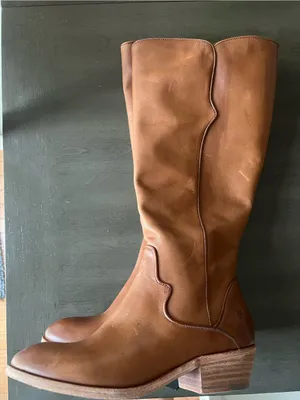 Frye Carson Piping BrownLeather Tall Knee High, Extended Calf. Size 8 thumbnail 4