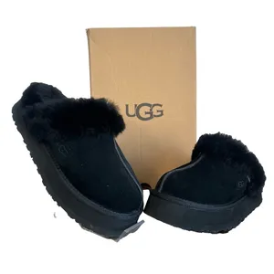 Ugg Disquette Women's Slipper Size 8 Black with Original Box SKU#24318 thumbnail 1