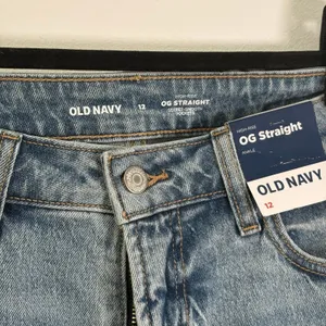 Old Navy High-Waisted OG Straight Jeans Sz 12 NWT thumbnail 2