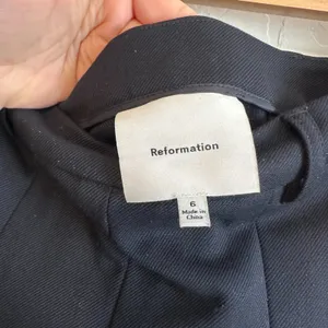 Reformation | NWOT Brynlee Wool Blend Pleated Mini Skirt & Zip Jacket Set, Navy‎ thumbnail 9