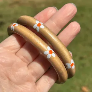 Vintage 60s Hand-Painted Wood Flower Bracelet Bangles thumbnail 1