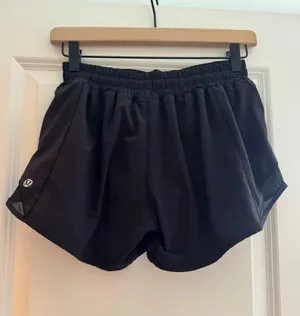 Lululemon Hottie Hot Shorts 2.5" thumbnail 2
