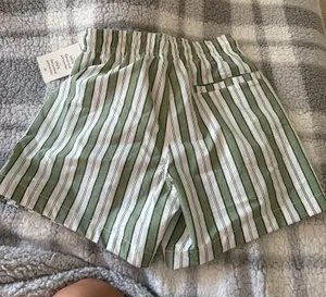 H&M White and Green stripped shorts thumbnail 2