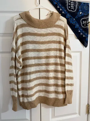 SO Sweater thumbnail 2