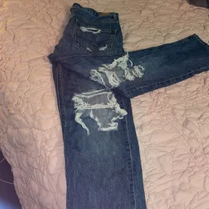 NWOT American eagle jeans 90s boyfriend thumbnail 4